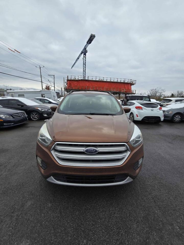 2017 Ford Escape SE - Photo #2