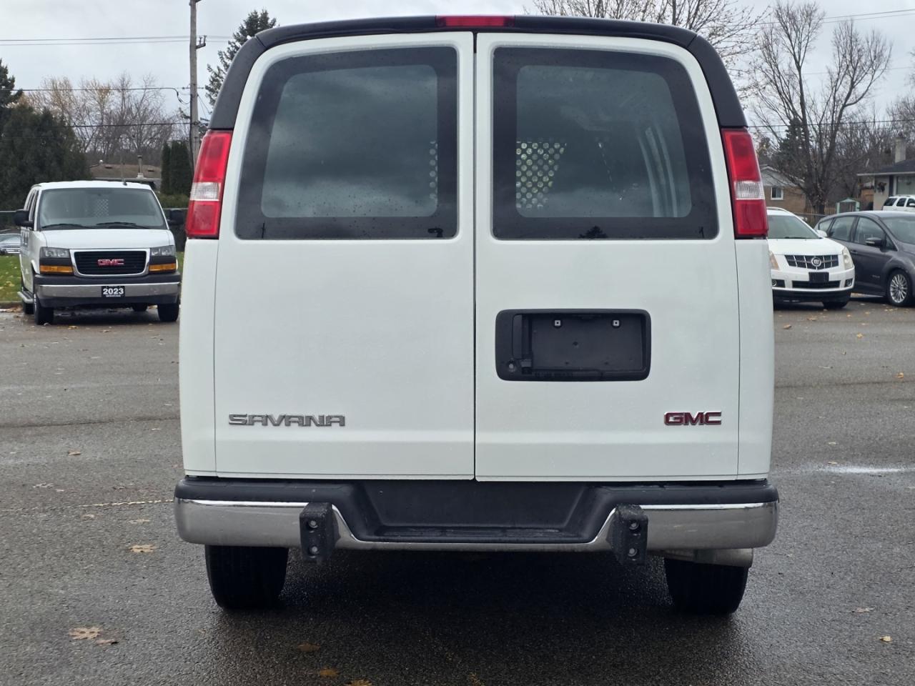 2023 GMC Savana G2500 Cargo Photo