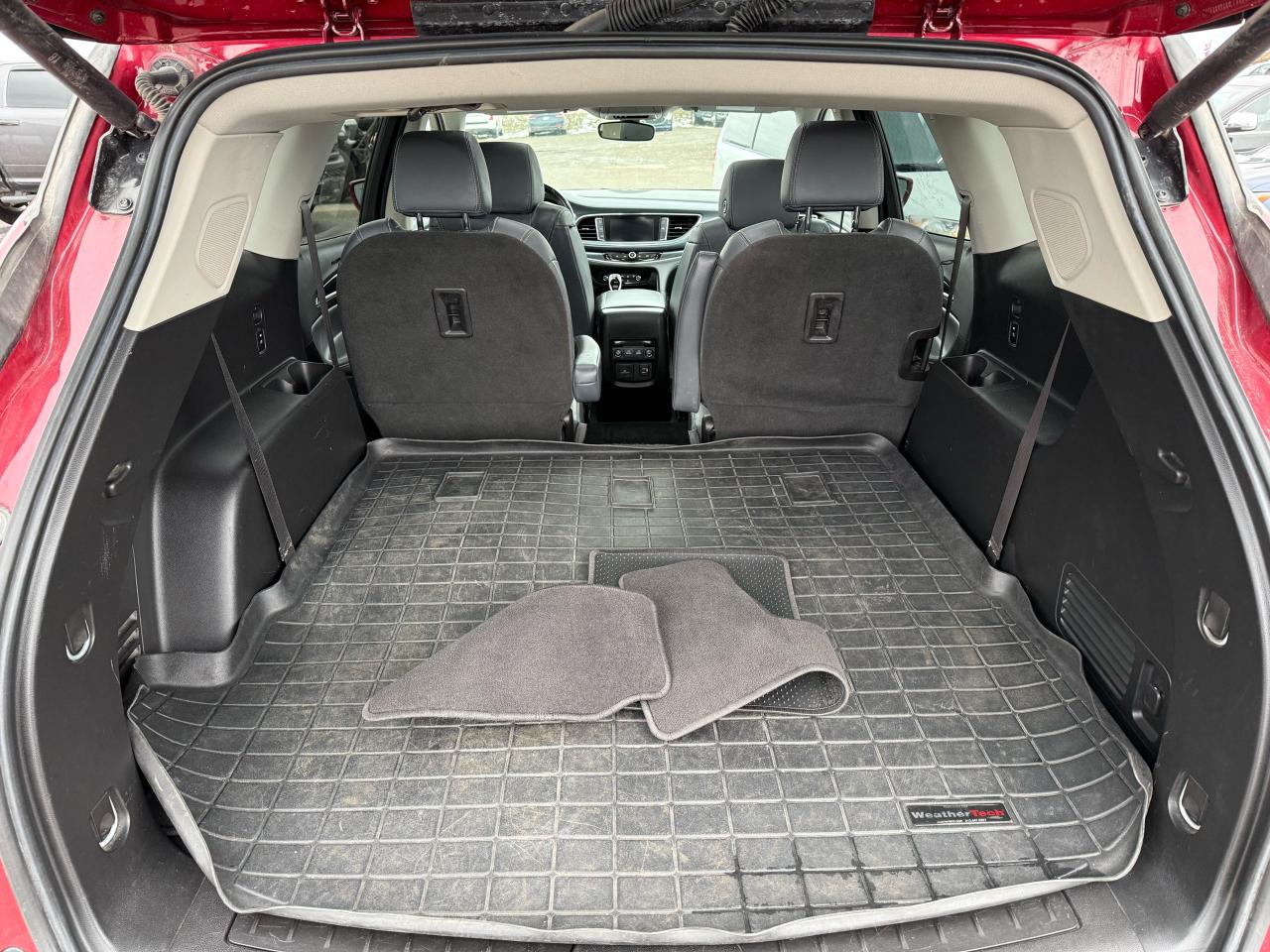 2020 Buick Enclave Essence Photo