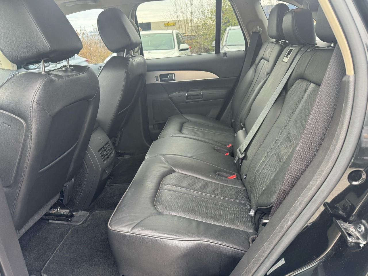 2013 Lincoln MKX Limited Edition - Photo #11