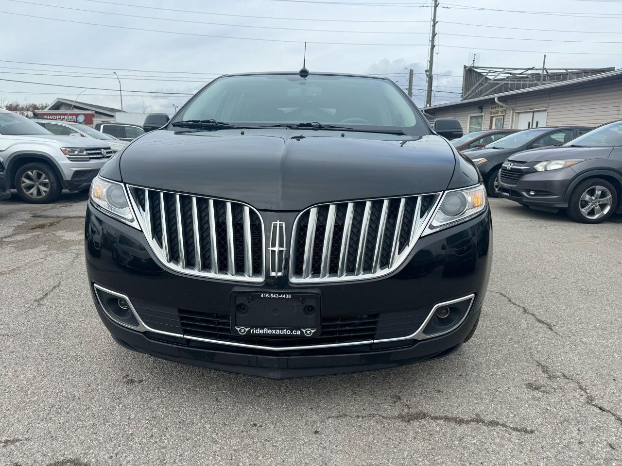 2013 Lincoln MKX Limited Edition - Photo #2