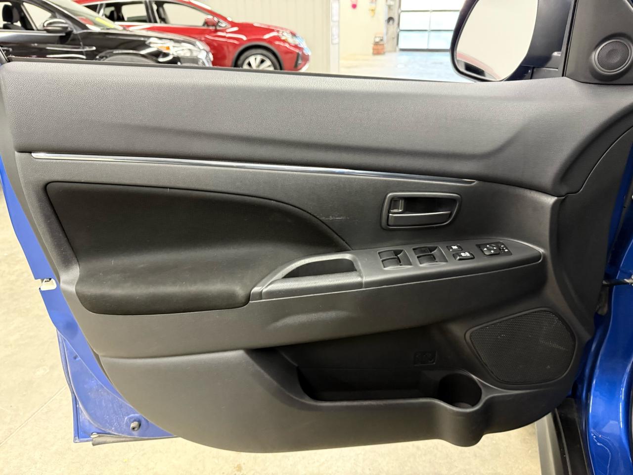 2021 Mitsubishi RVR ES AWC - Photo #12