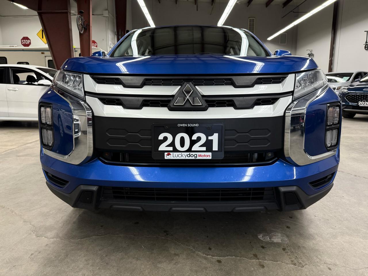 2021 Mitsubishi RVR ES AWC - Photo #2