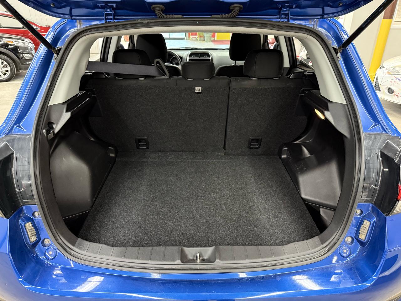 2021 Mitsubishi RVR ES AWC - Photo #9