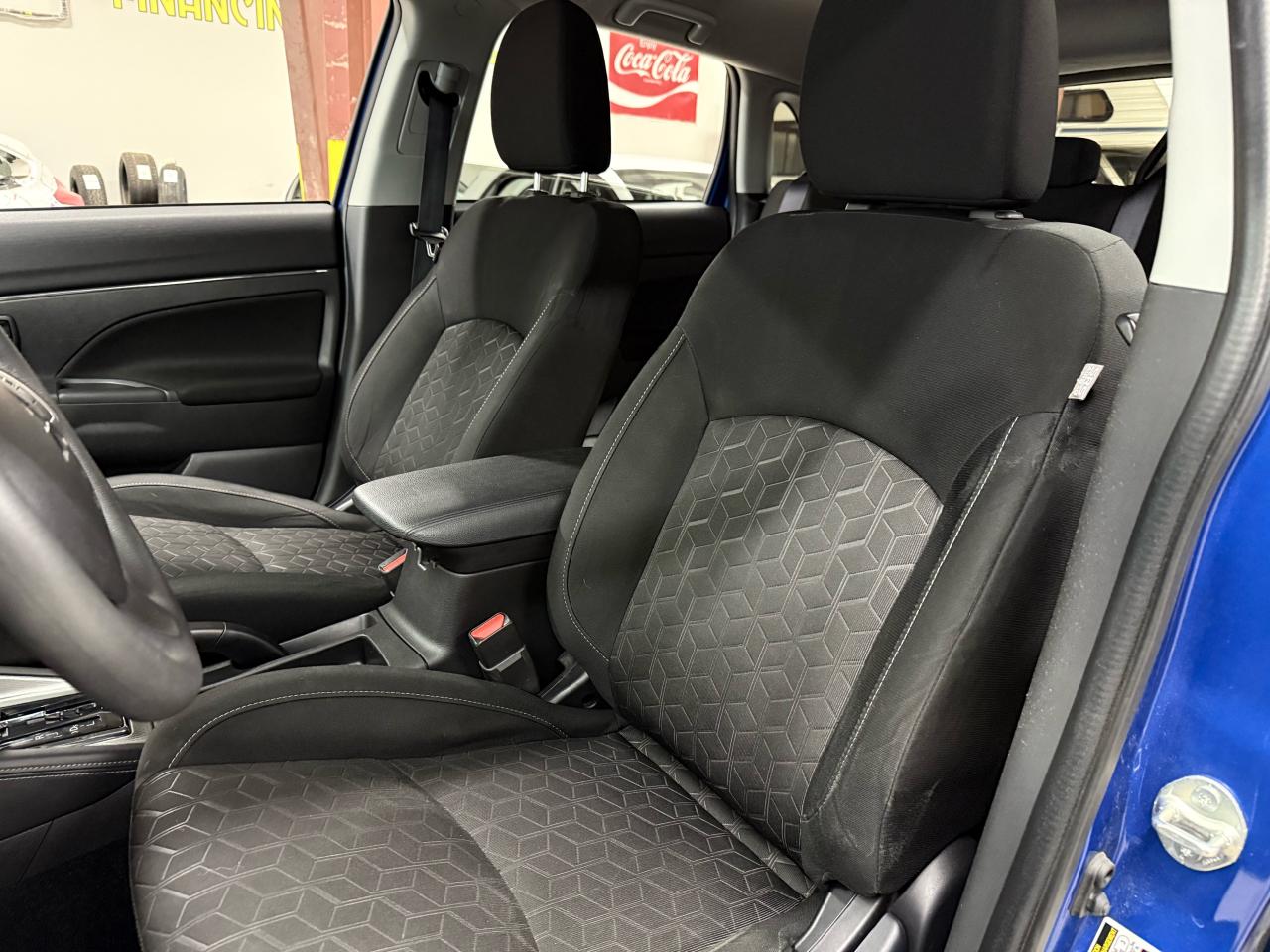 2021 Mitsubishi RVR ES AWC - Photo #11