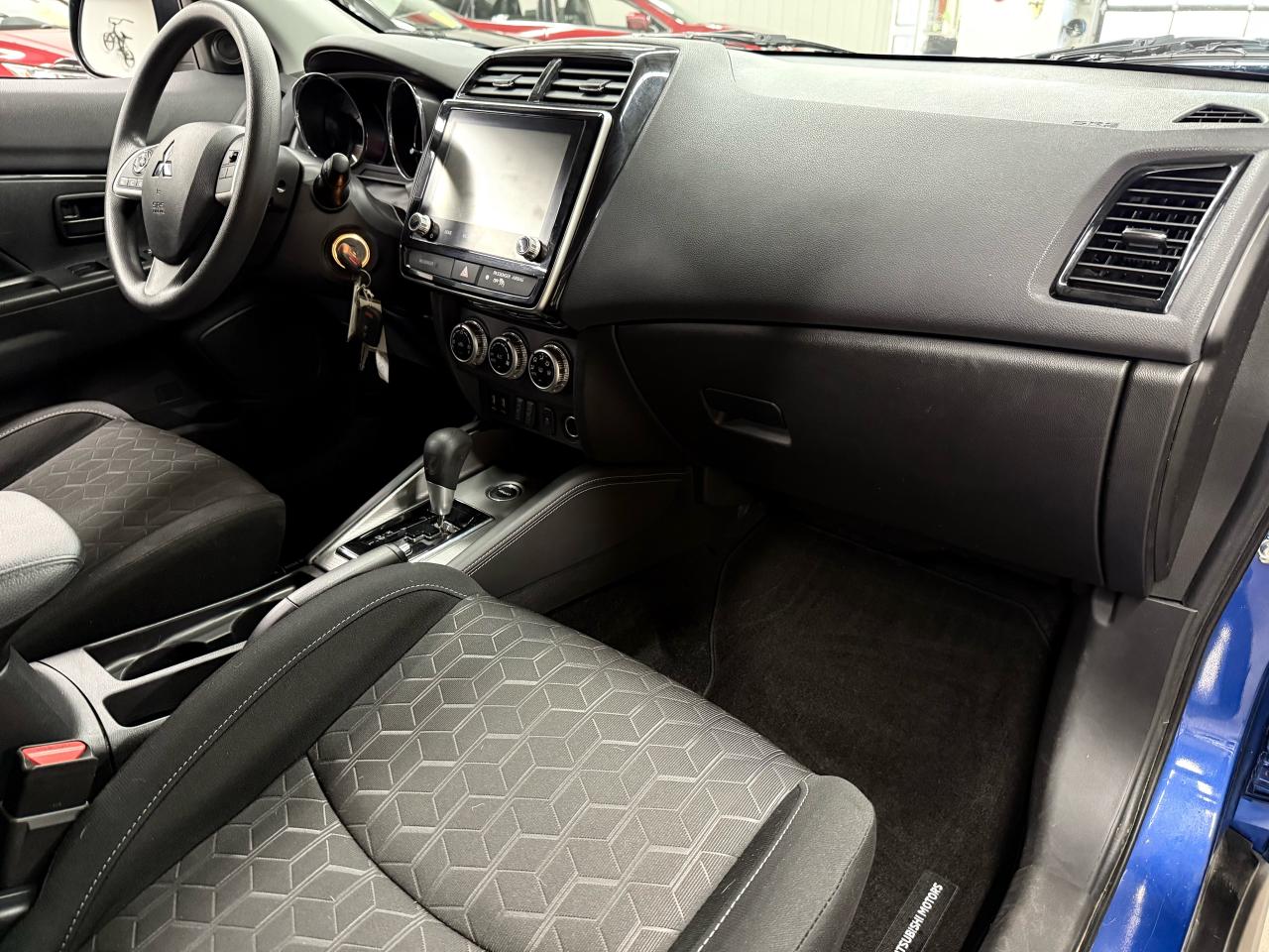 2021 Mitsubishi RVR ES AWC - Photo #21