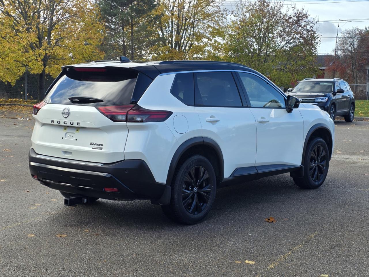 2023 Nissan Rogue SV AWD - Photo #5