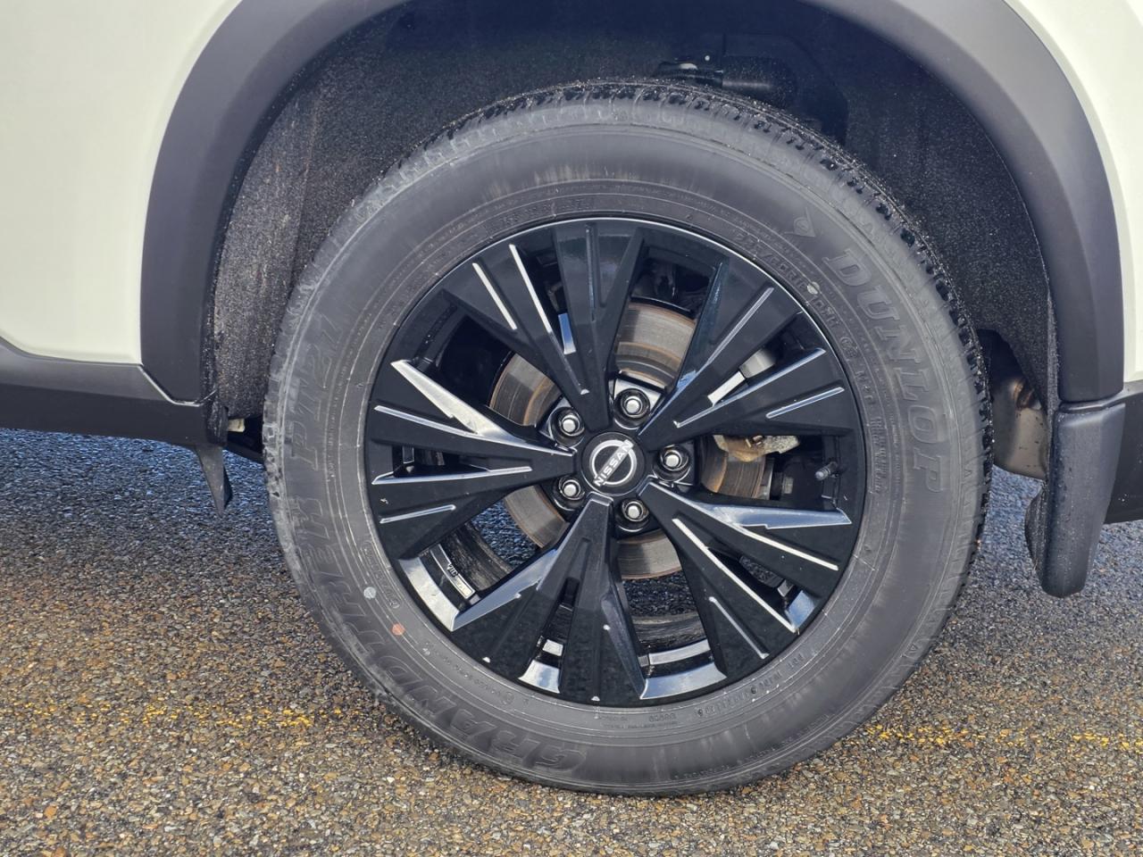 2023 Nissan Rogue SV AWD - Photo #10