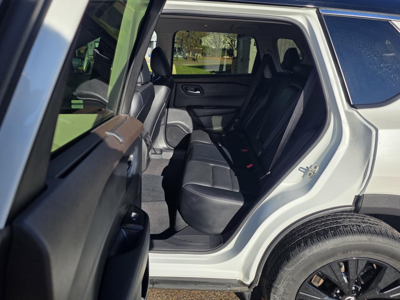 2023 Nissan Rogue SV AWD - Photo #22