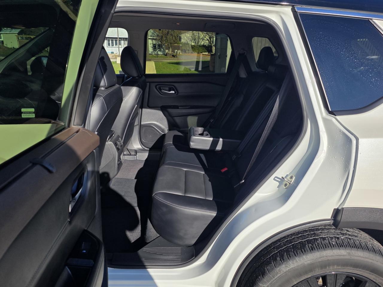 2023 Nissan Rogue SV AWD - Photo #25