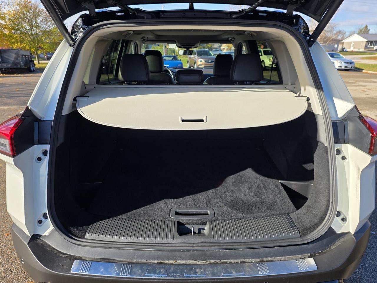 2023 Nissan Rogue SV MIDNIGHT EDITION AWD , Remote Start, Leather, Heated Front Seats Photo