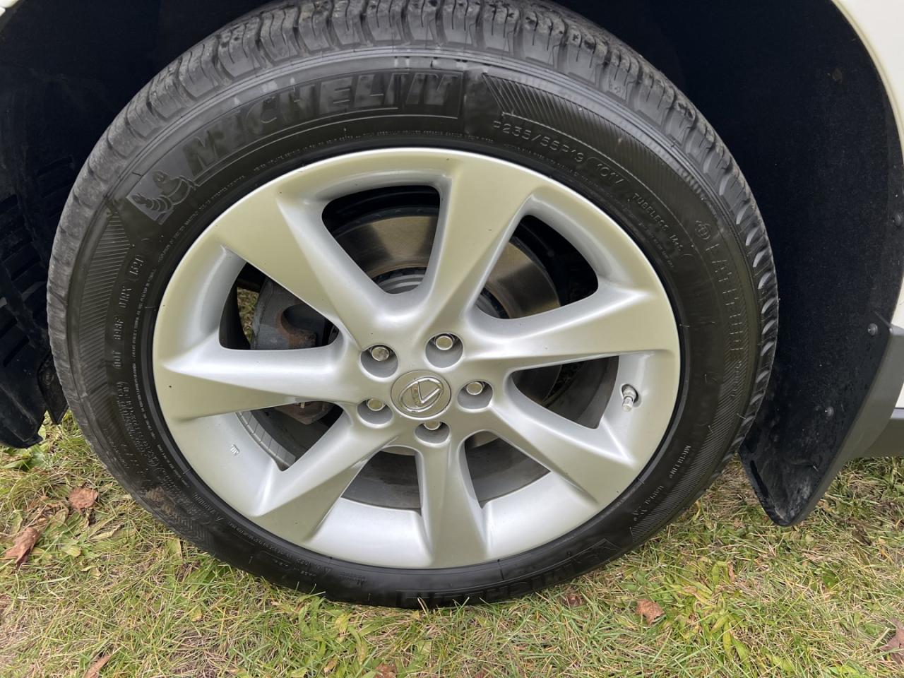 2011 Lexus RX 350 AWD *LIKE NEW Photo