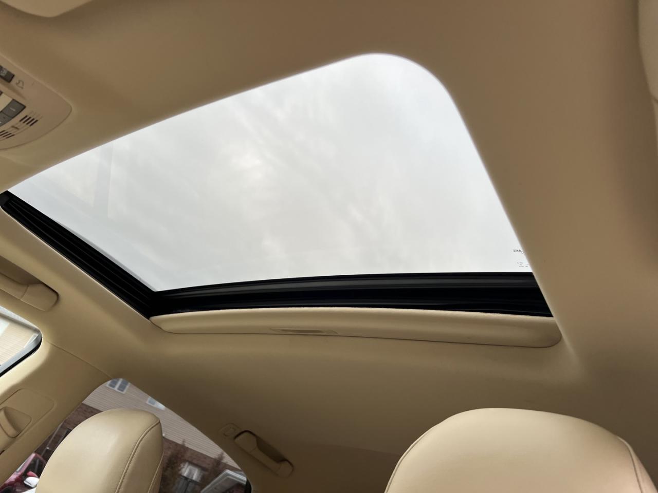 2011 Lexus RX 350 AWD *LIKE NEW Photo