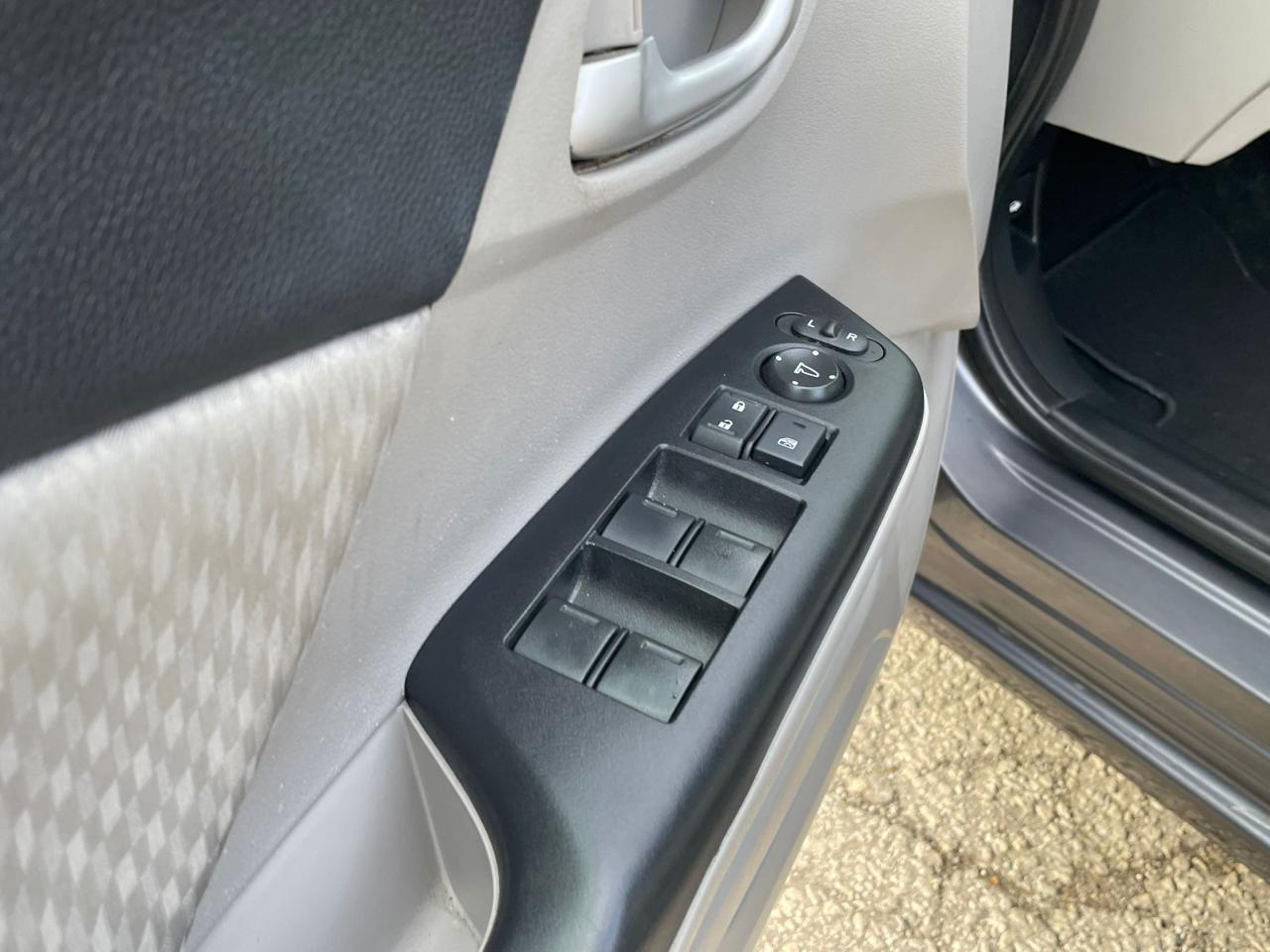 2015 Honda Civic AUTO LX CAMERA B-TOOTH CERTIFED NEW F BRAKES +TIRE - Photo #17