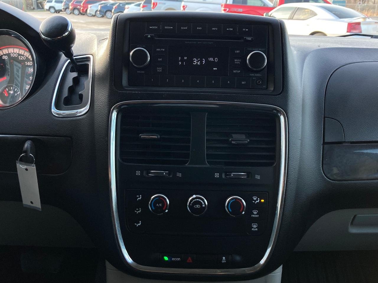 2016 Dodge Grand Caravan 4dr Wgn SXT - Photo #14