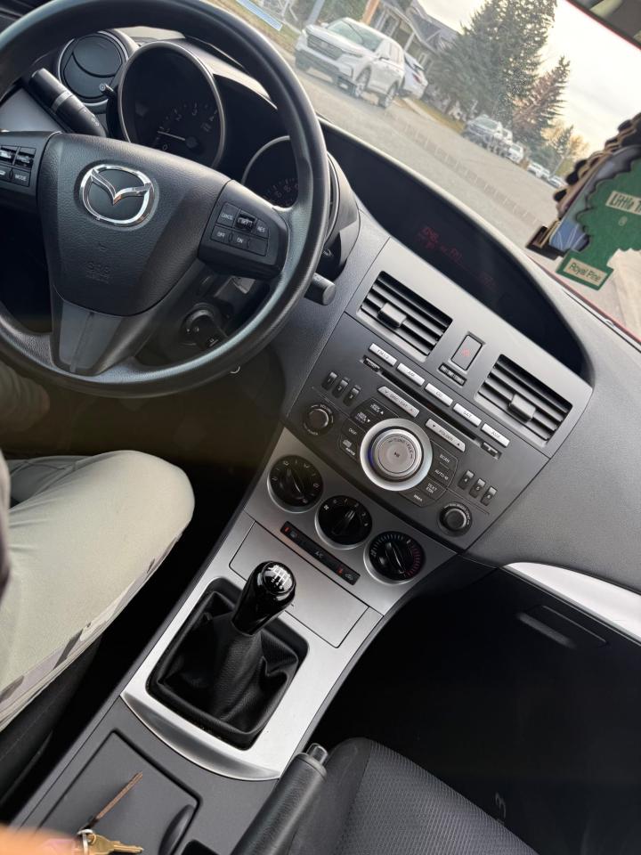 2010 Mazda MAZDA3 GS - Photo #7