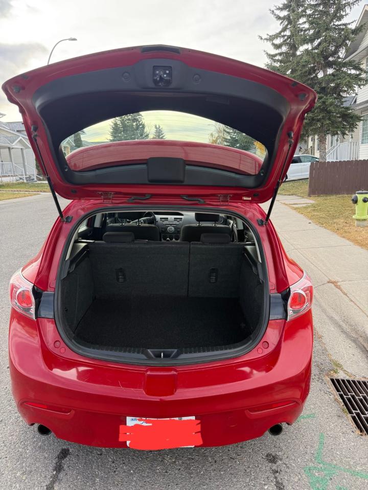 2010 Mazda MAZDA3 GS - Photo #3