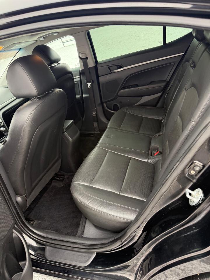 2017 Hyundai Elantra Limited - Photo #9