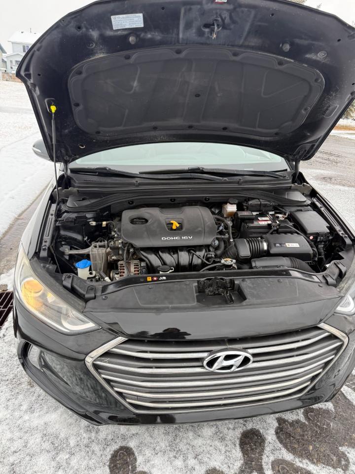 2017 Hyundai Elantra Limited - Photo #11