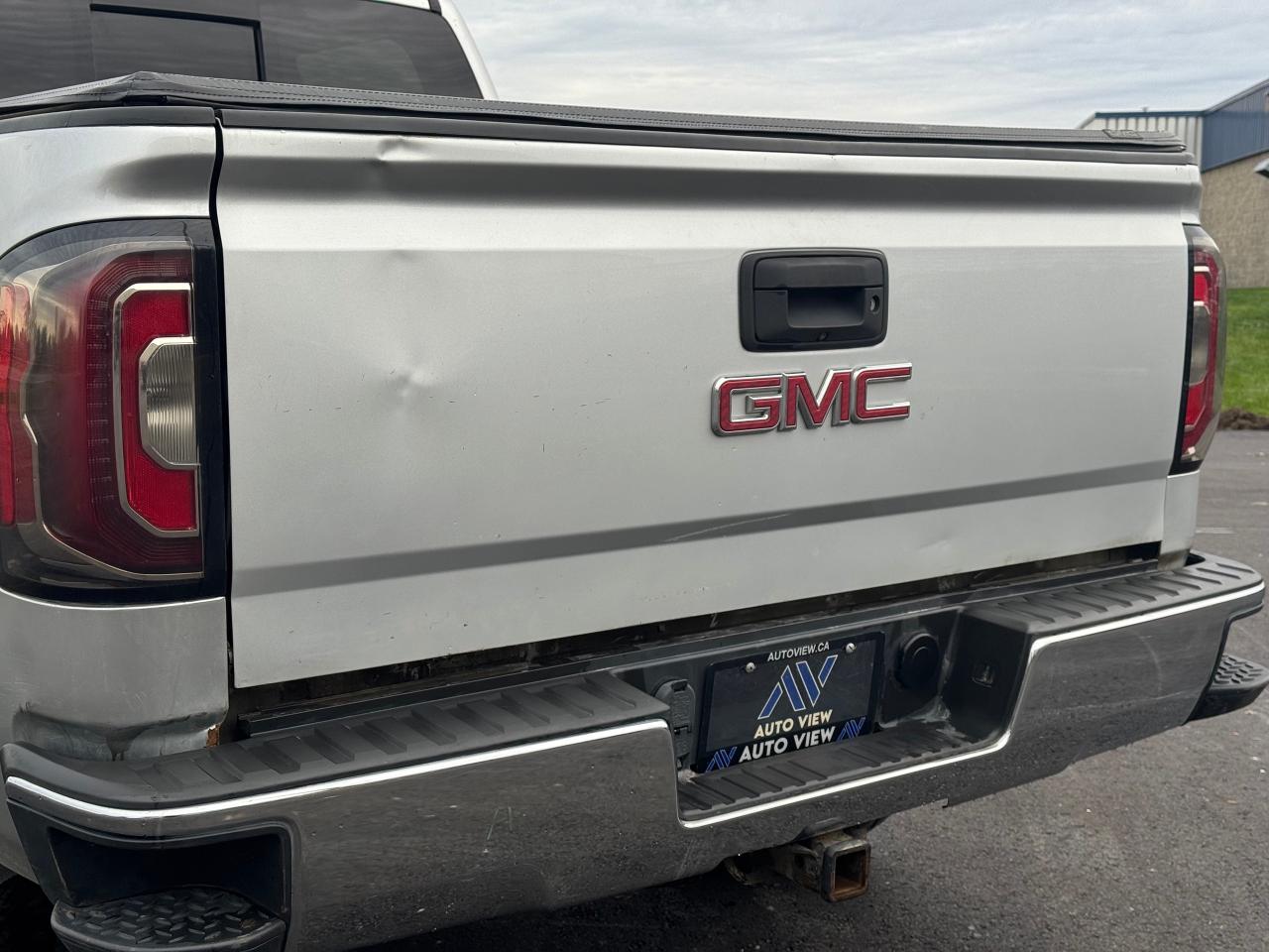 2016 GMC Sierra 1500 SLT **STARLIGHT HEADLINER** - Photo #14