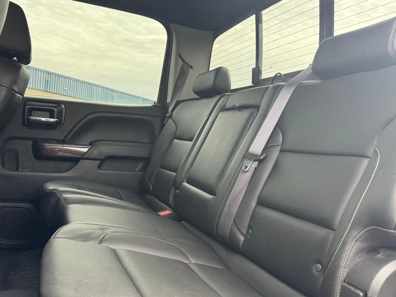 2016 GMC Sierra 1500 SLT **STARLIGHT HEADLINER** - Photo #31