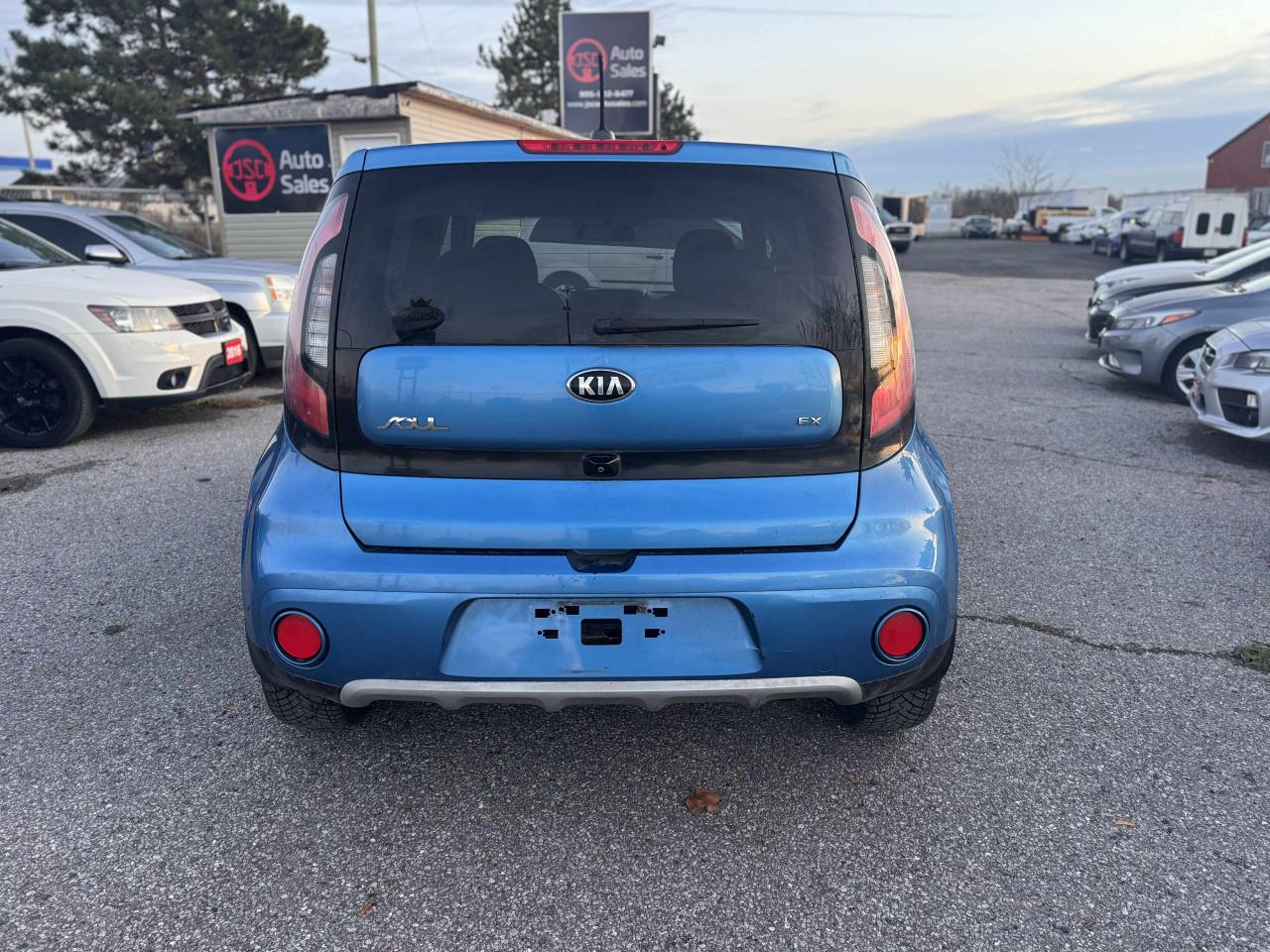 2019 Kia Soul EX - Photo #6