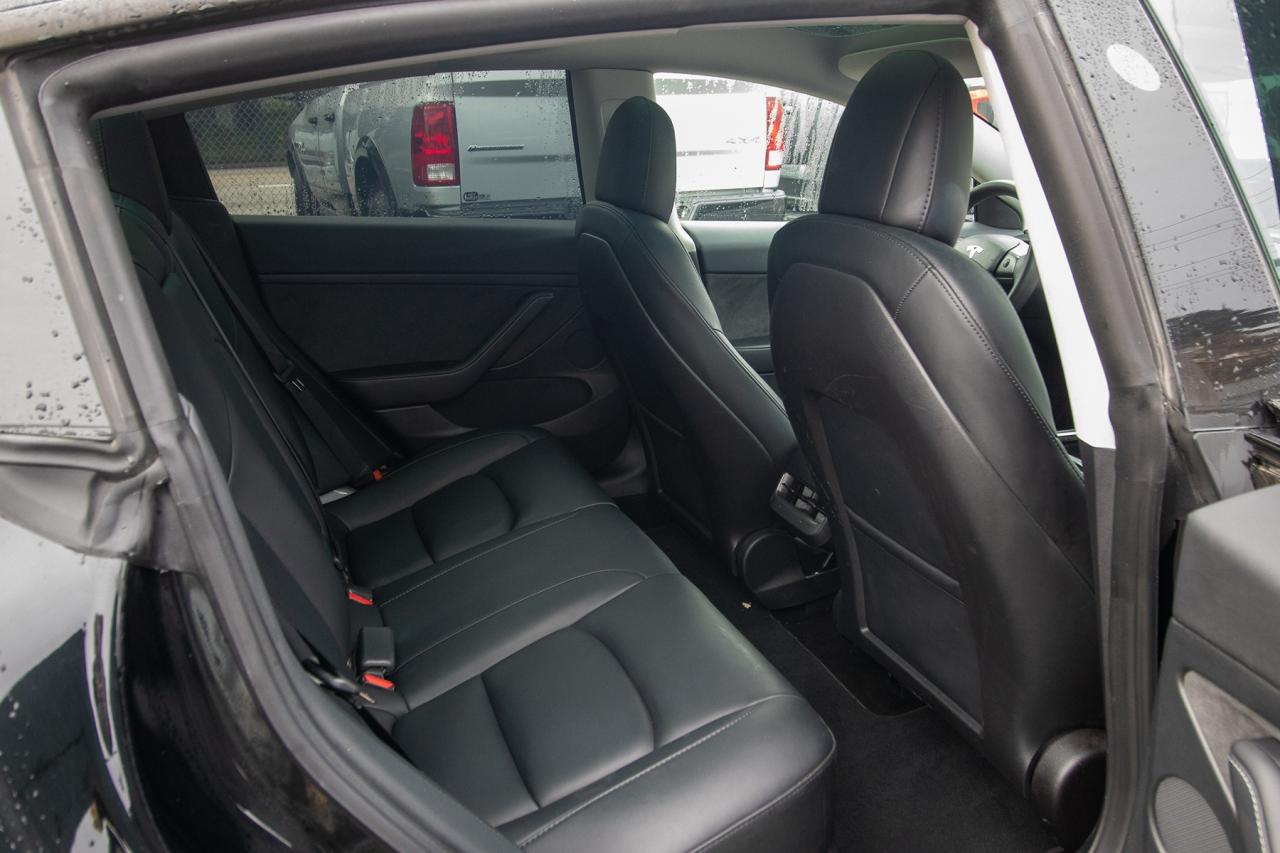 2023 Tesla Model 3 Long Range AWD Photo5