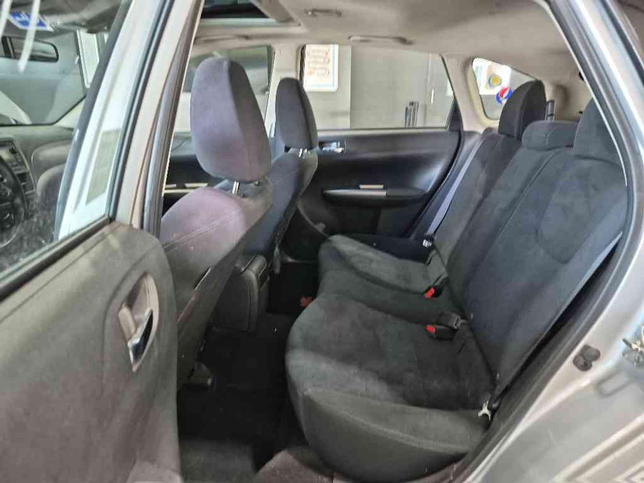 2011 Subaru Impreza 2.5i Photo