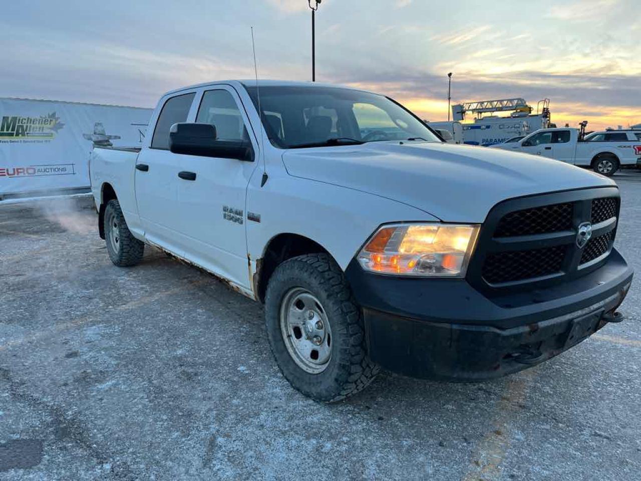 2017 RAM 1500 ST - Photo #3