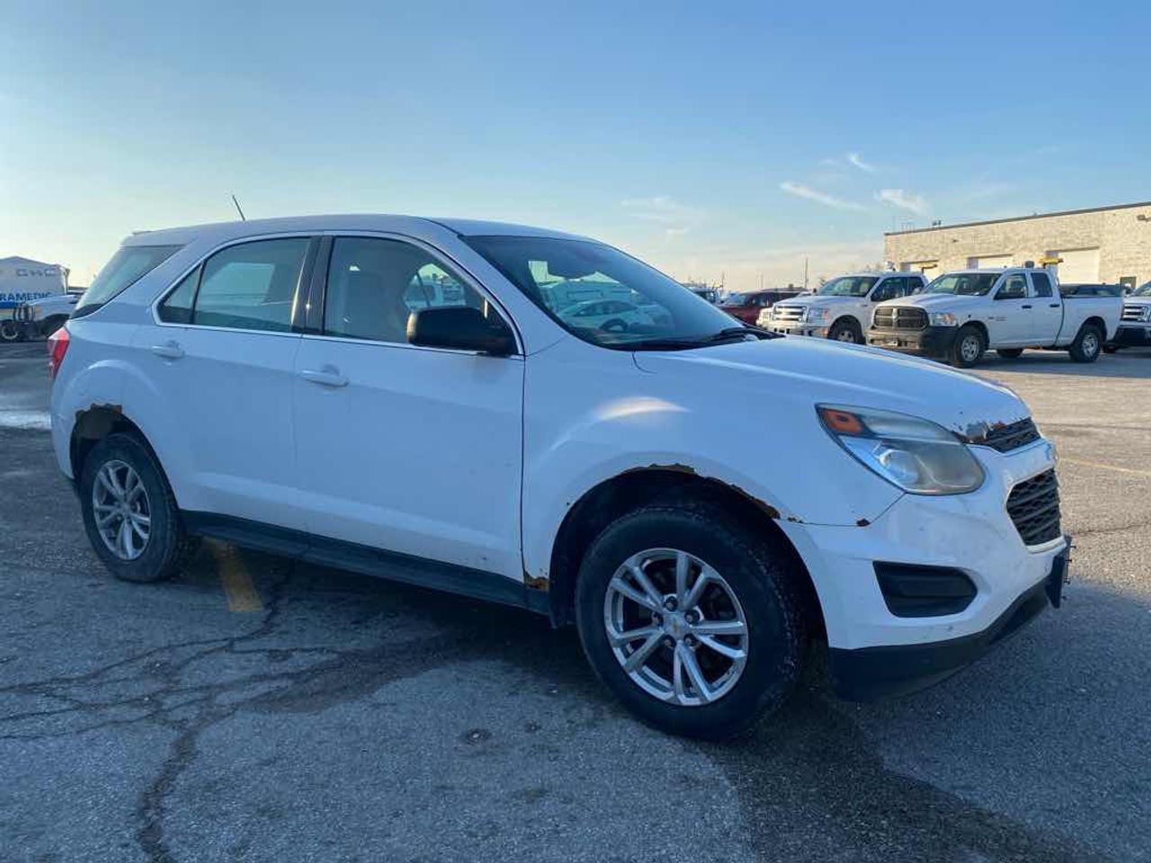 2017 Chevrolet Equinox LS Photo