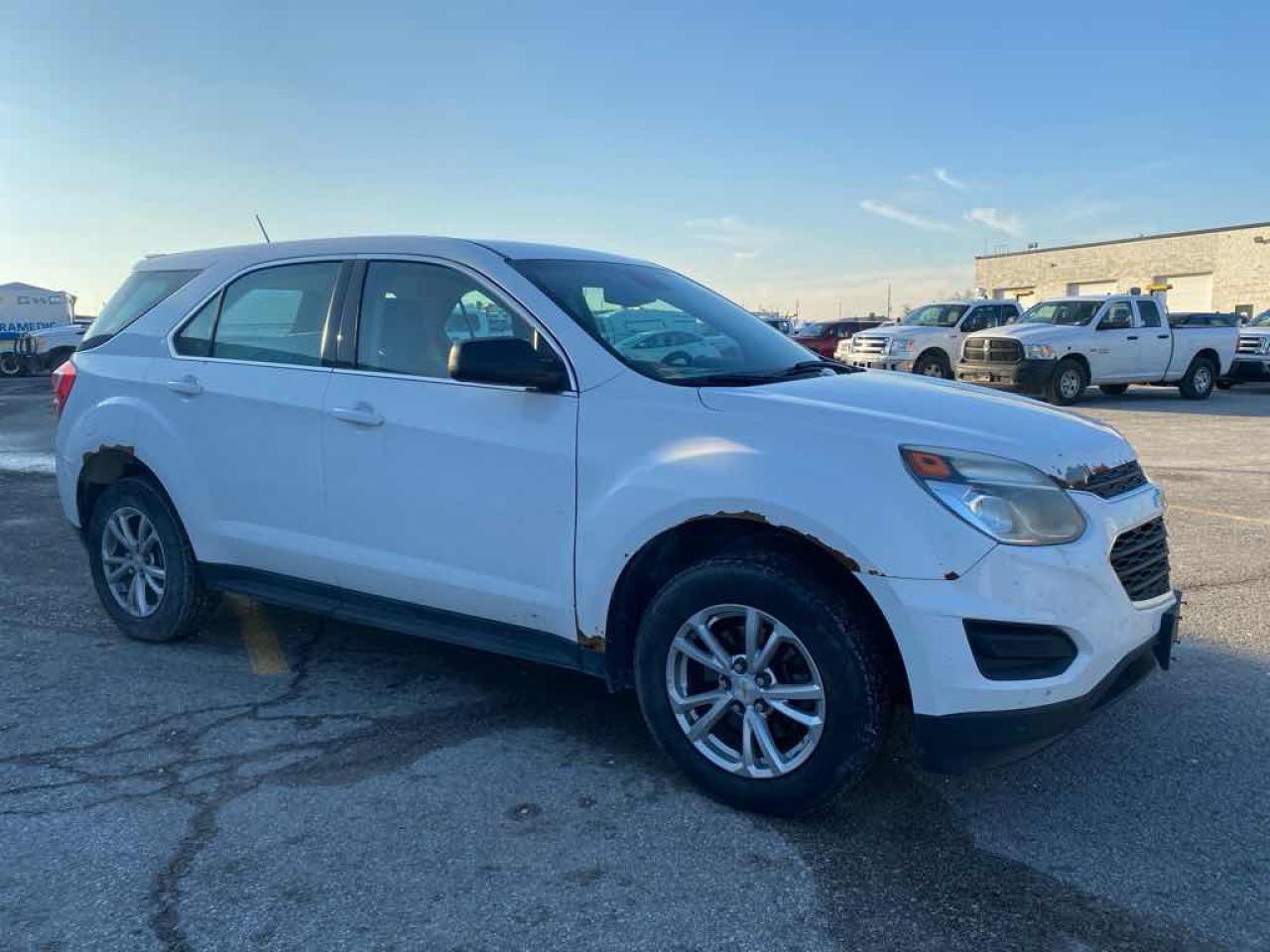 2017 Chevrolet Equinox LS - Photo #3