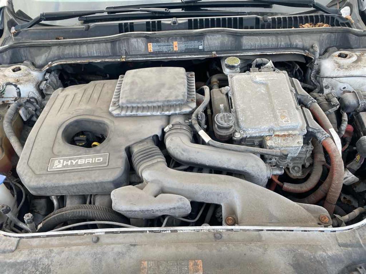 2015 Ford Fusion S Hybrid Photo