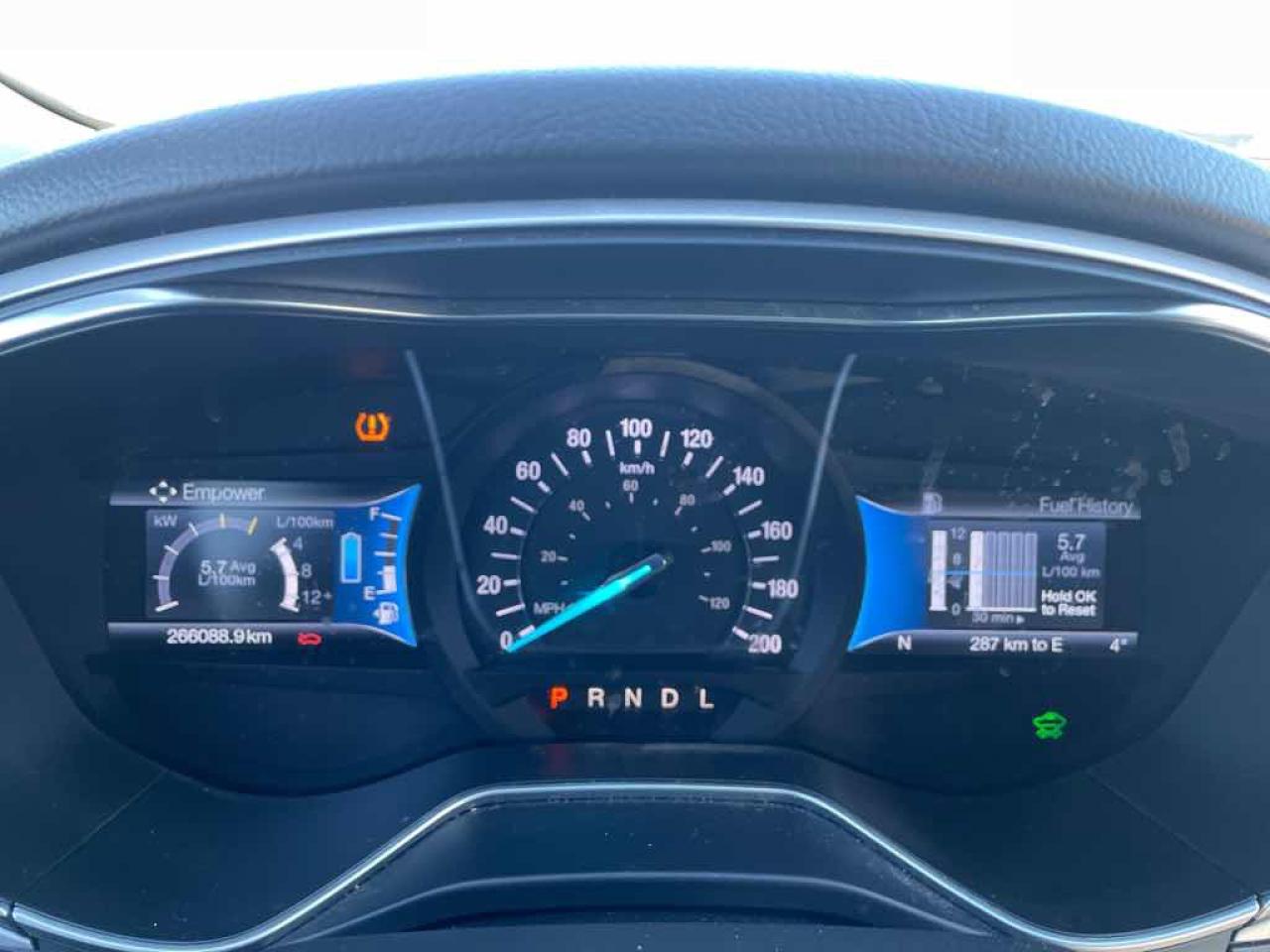 2015 Ford Fusion S Hybrid - Photo #9