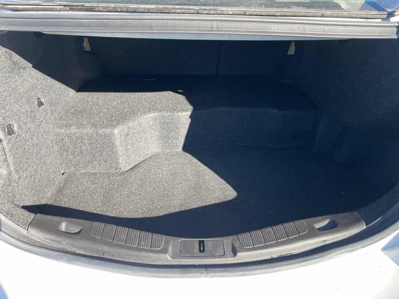 2015 Ford Fusion S Hybrid Photo