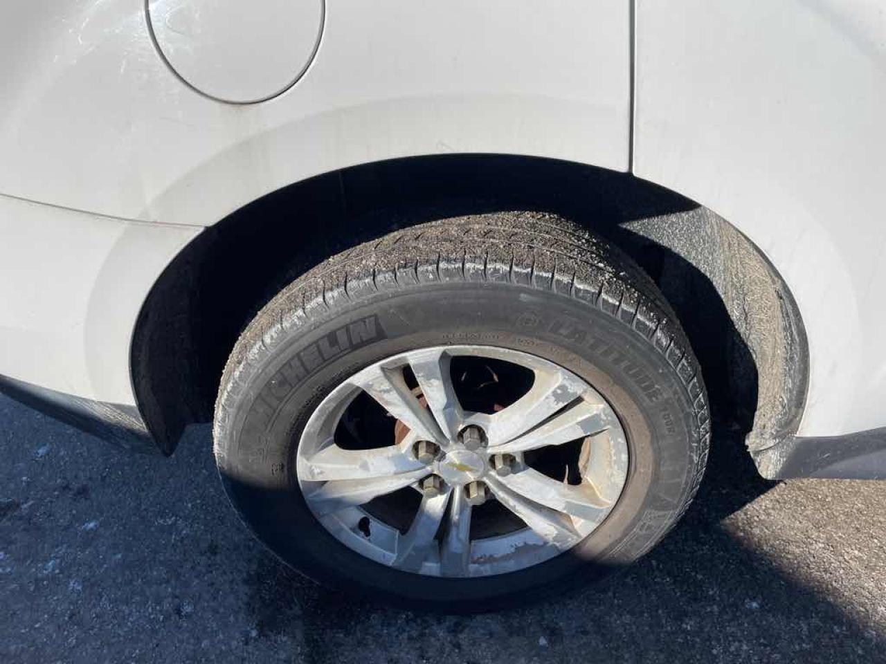 2015 CHEVRO EQUINOX LS  Photo