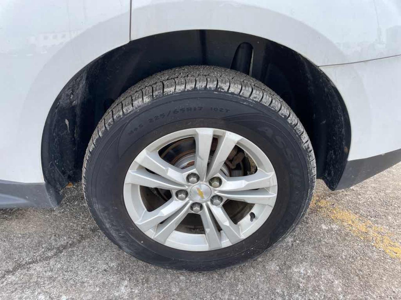 2015 Chevrolet Equinox LS Photo