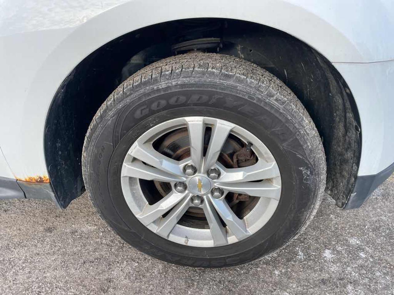 2015 Chevrolet Equinox LS Photo