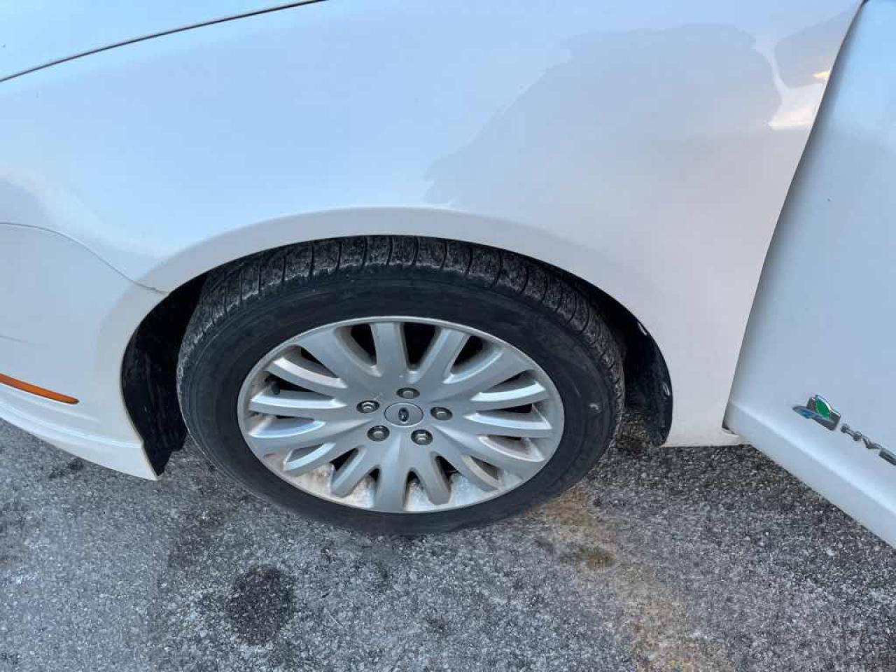 2011 Ford Fusion HYBRID - Photo #15