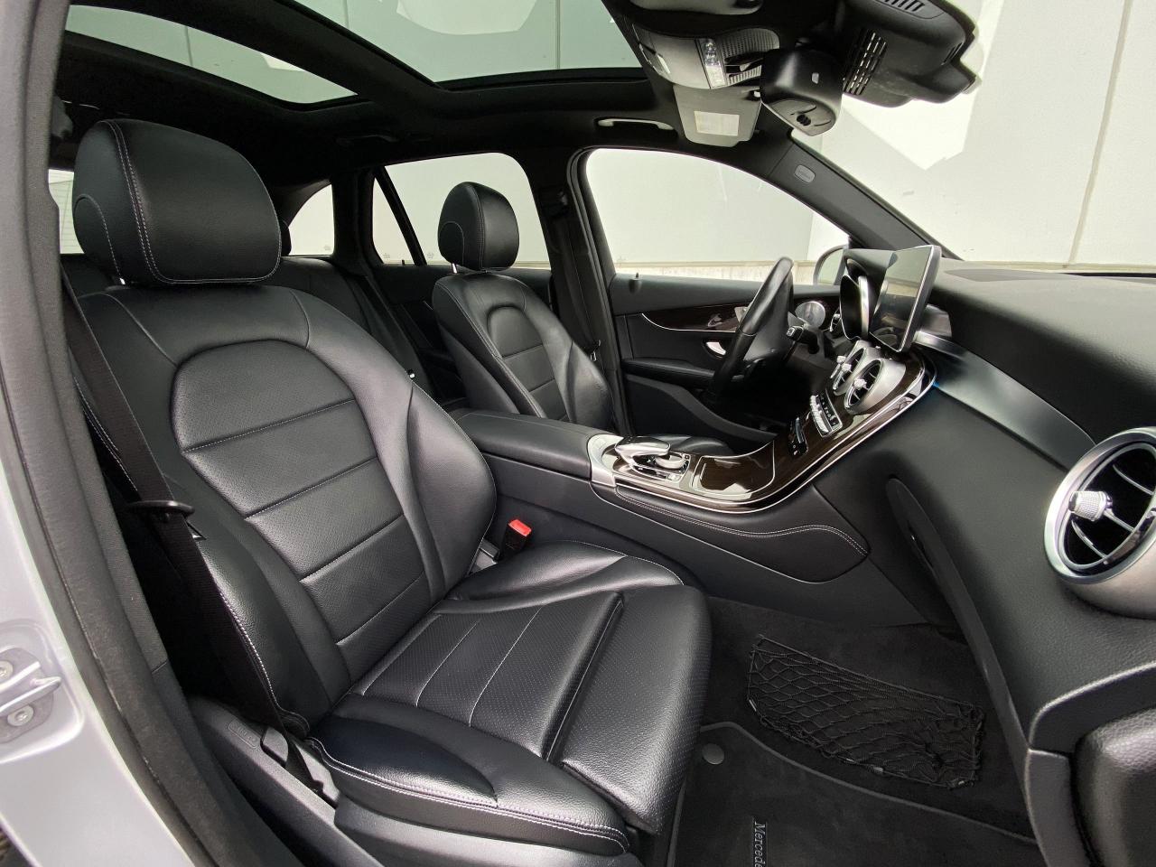 2016 Mercedes-Benz GLC 300 4MATIC-AMG SPORT-360 CAM-DISTRONIC-1 OWNER - Photo #18