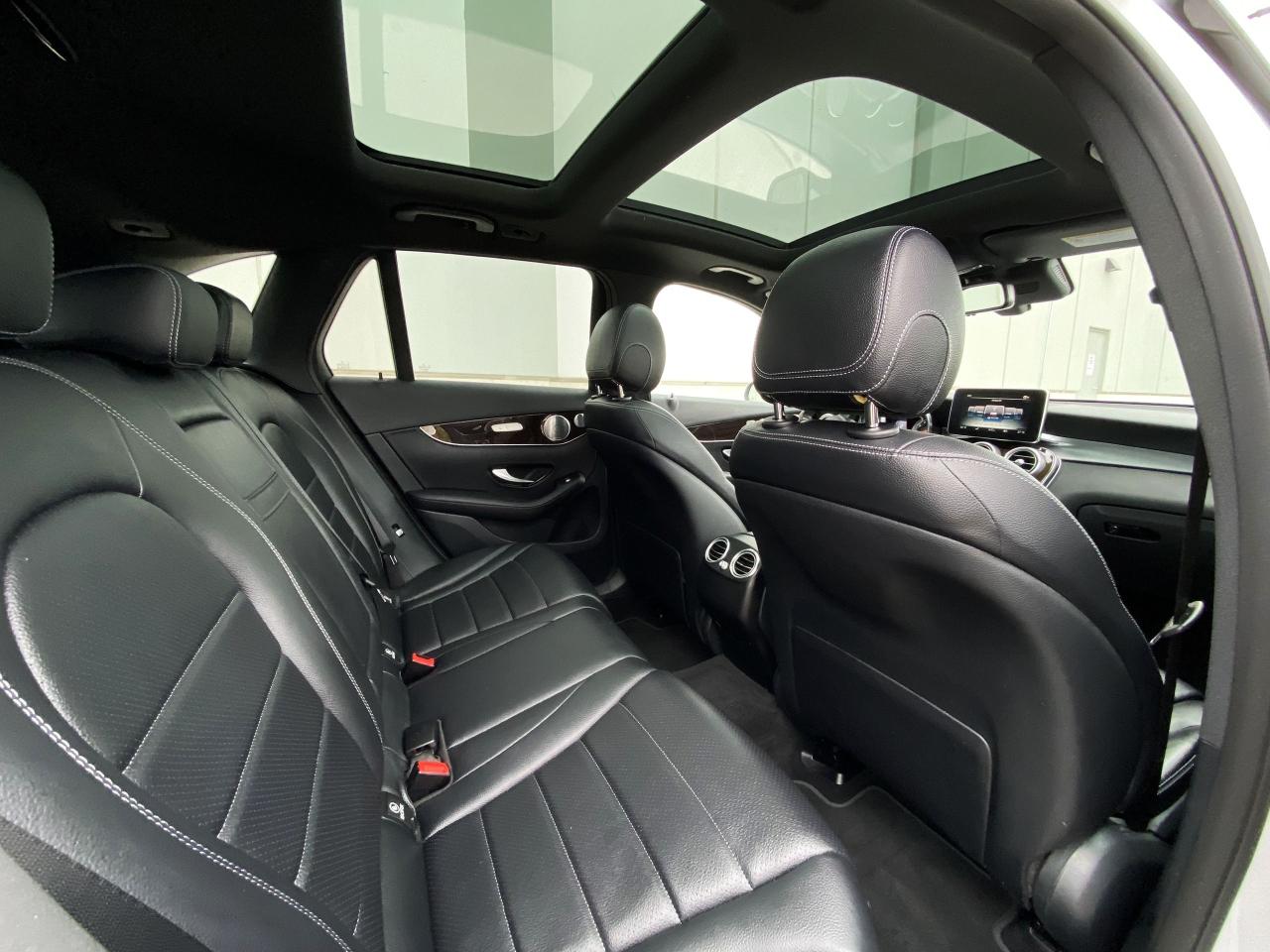 2016 Mercedes-Benz GLC 300 4MATIC-AMG SPORT-360 CAM-DISTRONIC-1 OWNER - Photo #19