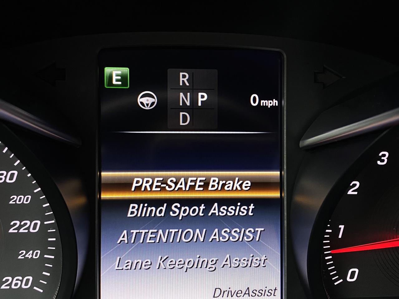 2016 Mercedes-Benz GLC 300 4MATIC-AMG SPORT-360 CAM-DISTRONIC-1 OWNER - Photo #35