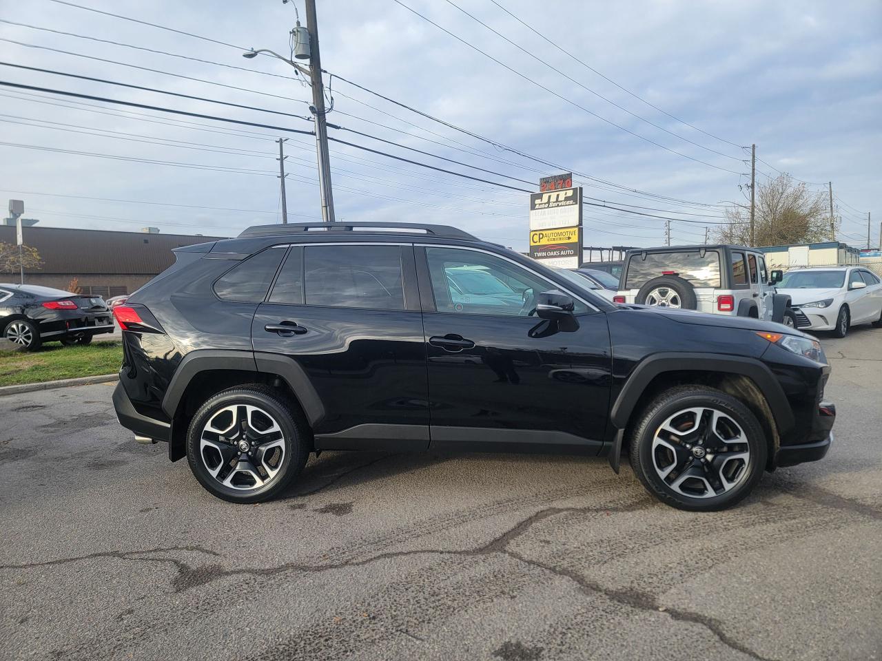 2021 Toyota RAV4 TRAIL - Photo #4