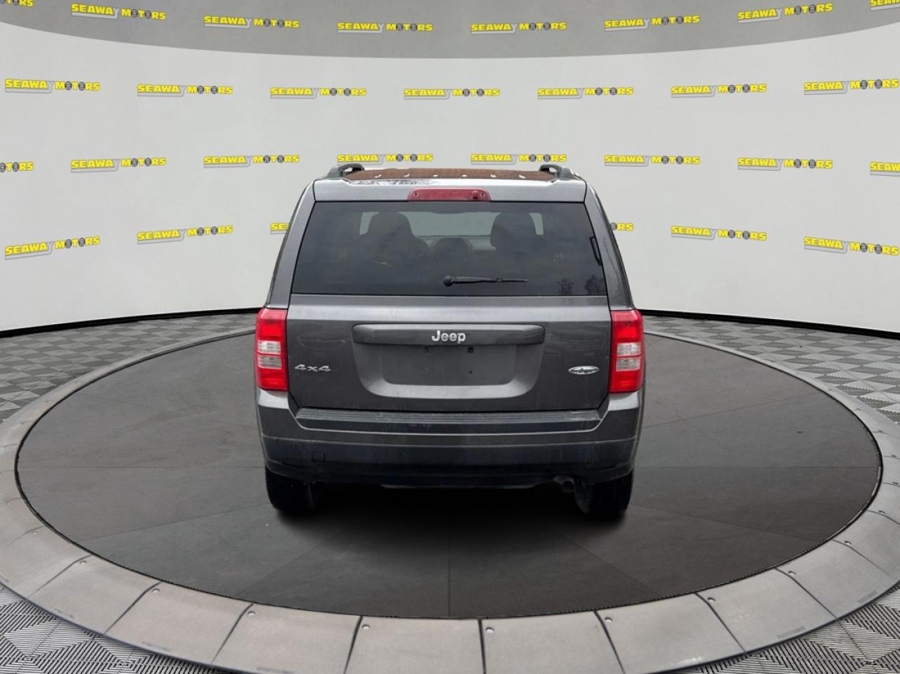 2015 Jeep Patriot SPORT - Photo #4