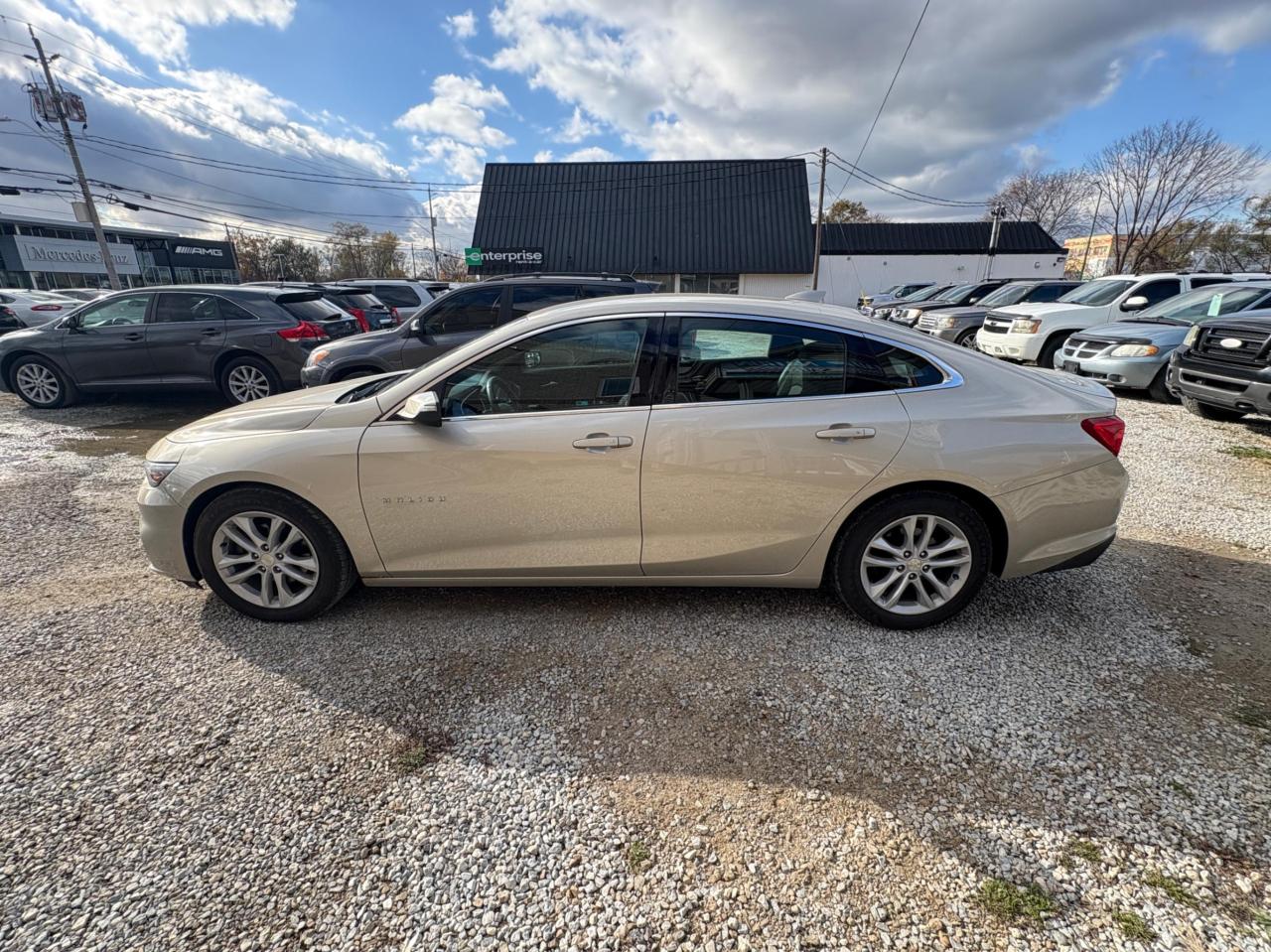 2016 Chevrolet Malibu 2LT Only 52000 KM One Owner with Safety & Warranty. Financing Available. Photo2