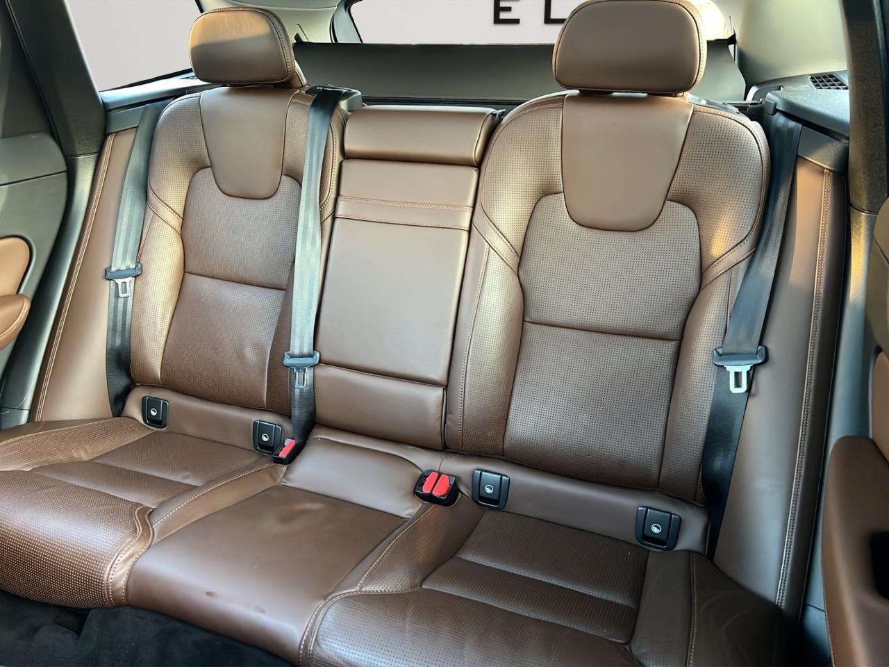 2019 Volvo XC60 T6 AWD INSCRIPTION PKG - LEATHER - SUNROOF !!! Photo