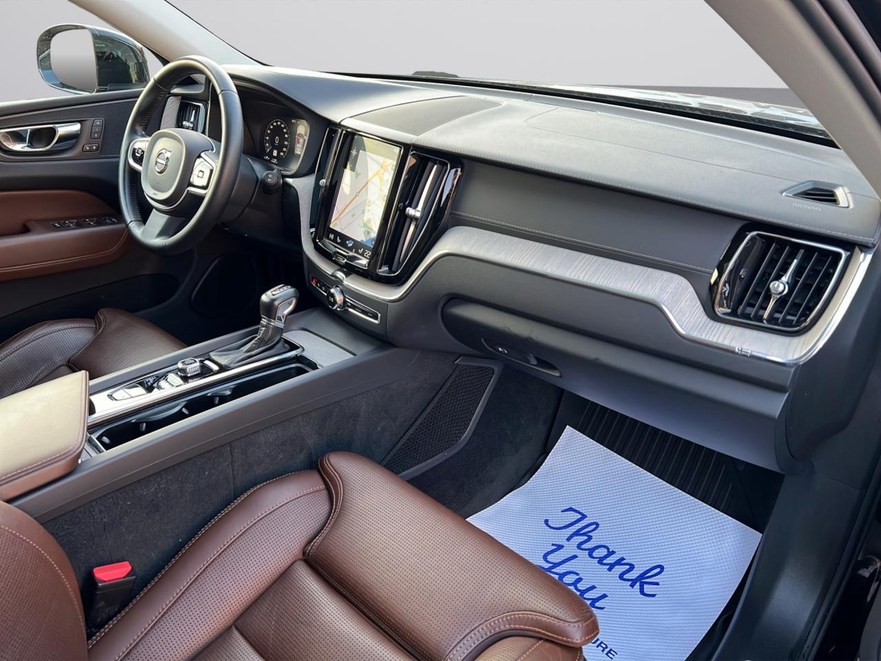 2019 Volvo XC60 T6 AWD INSCRIPTION PKG - LEATHER - SUNROOF !!! Photo