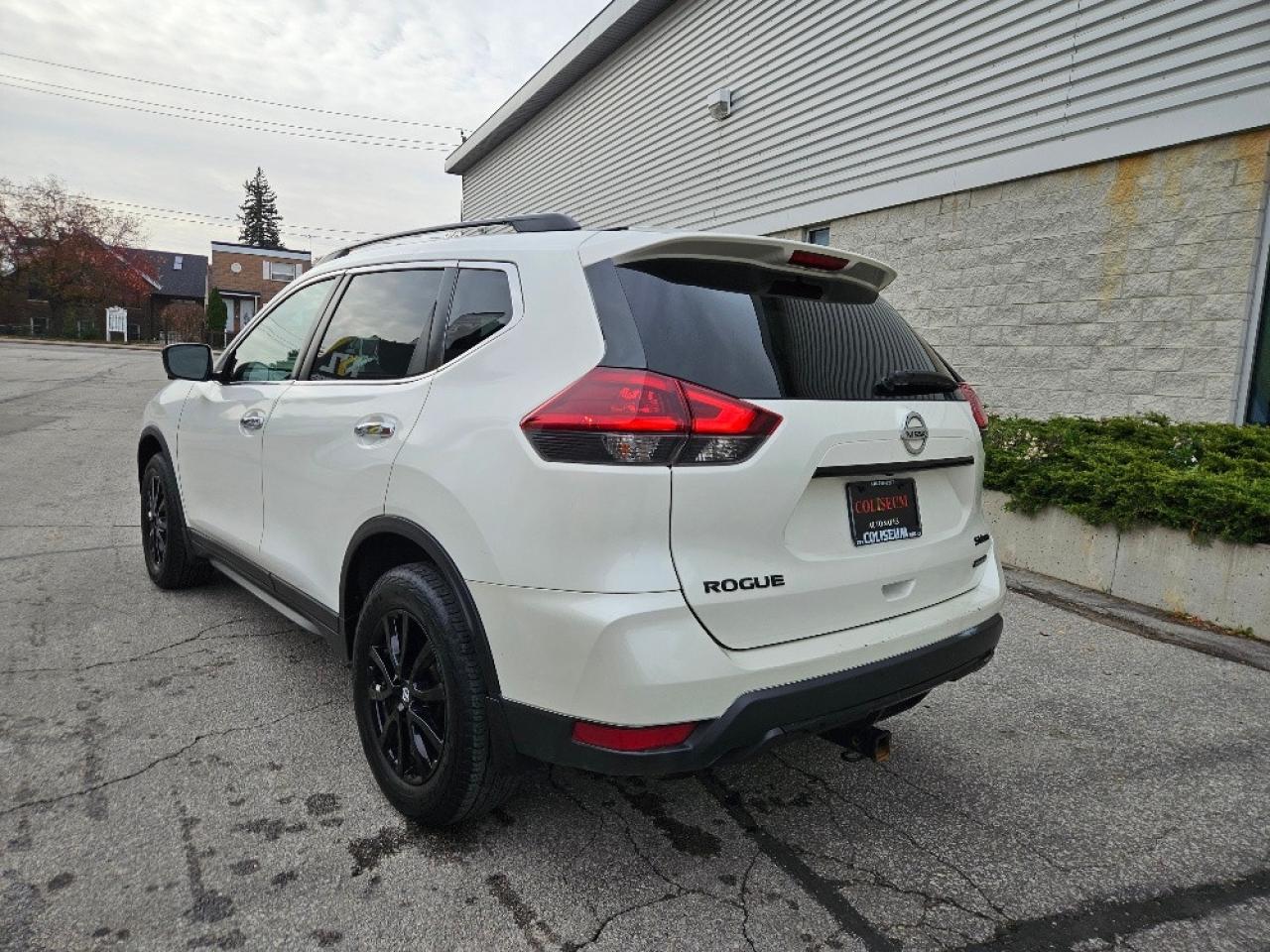 2018 Nissan Rogue AWD BLACK EDITON-PANO ROOF-NAVIGATION Photo2