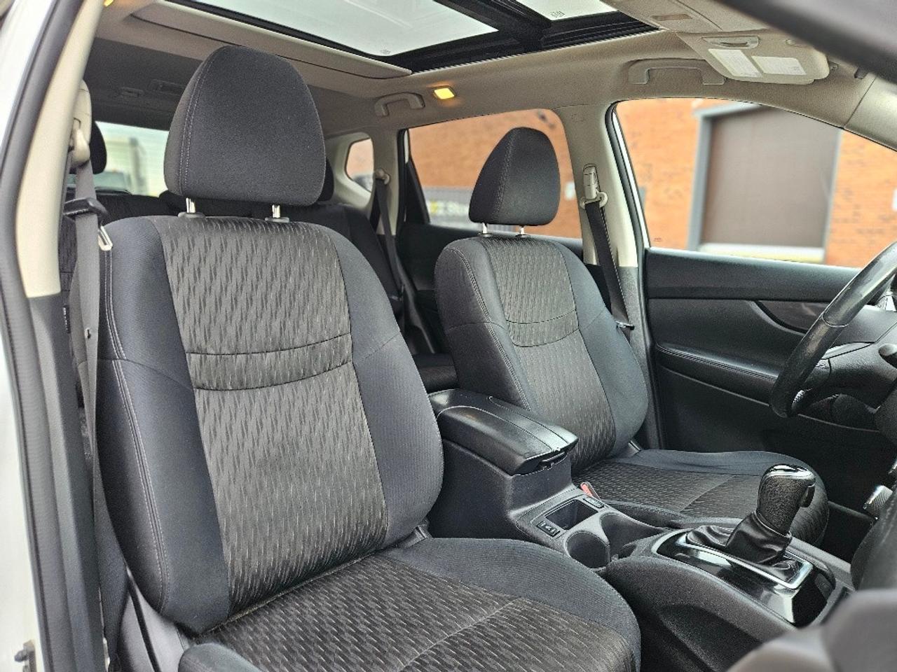 2018 Nissan Rogue AWD BLACK EDITON-PANO ROOF-NAVIGATION Photo
