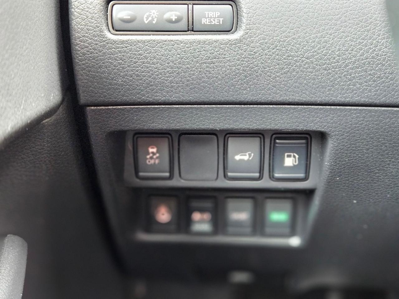 2018 Nissan Rogue AWD BLACK EDITON-PANO ROOF-NAVIGATION Photo