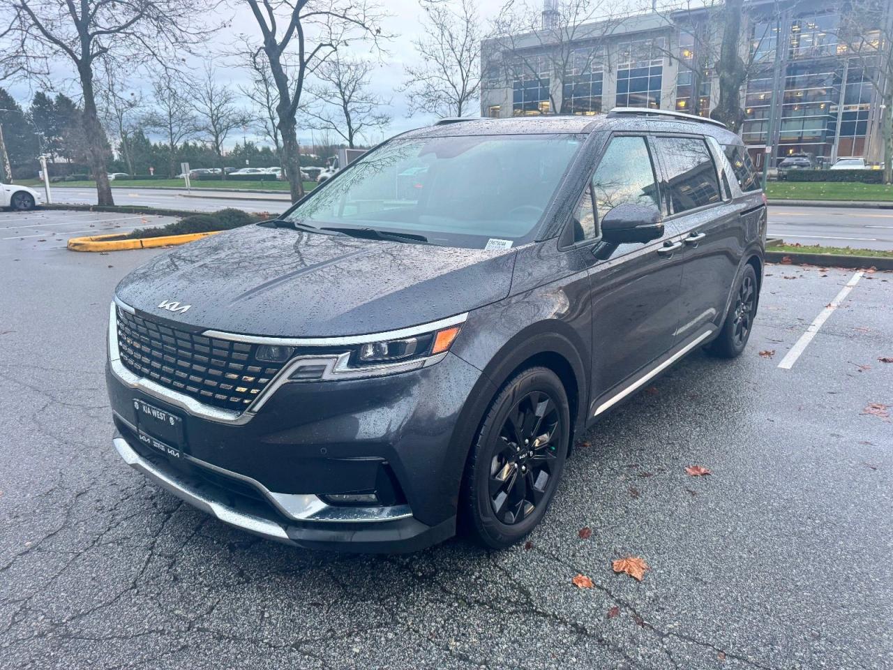 Used 2022 Kia Carnival  for sale in Coquitlam, BC